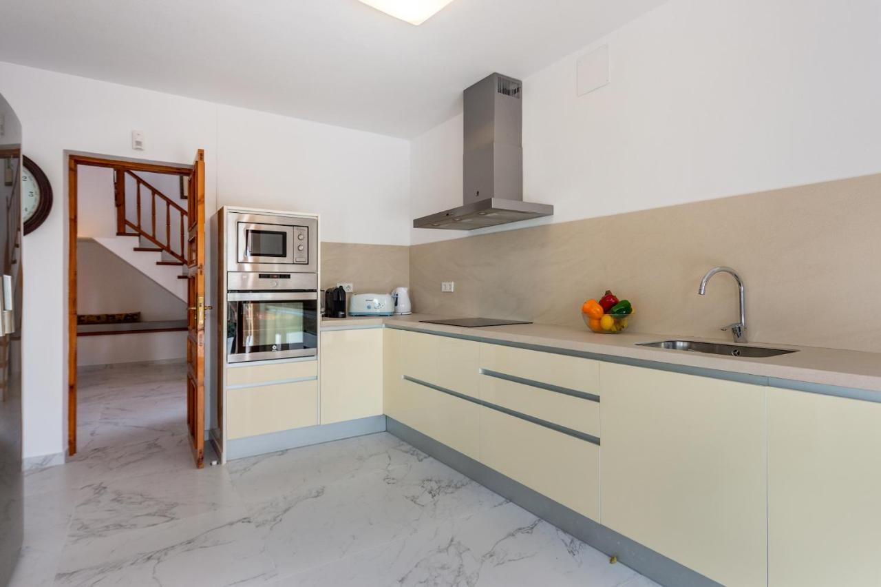 Villa Can Joan I - Fantastic Sunset Views And Family Friendly - San Antonio  Buitenkant foto