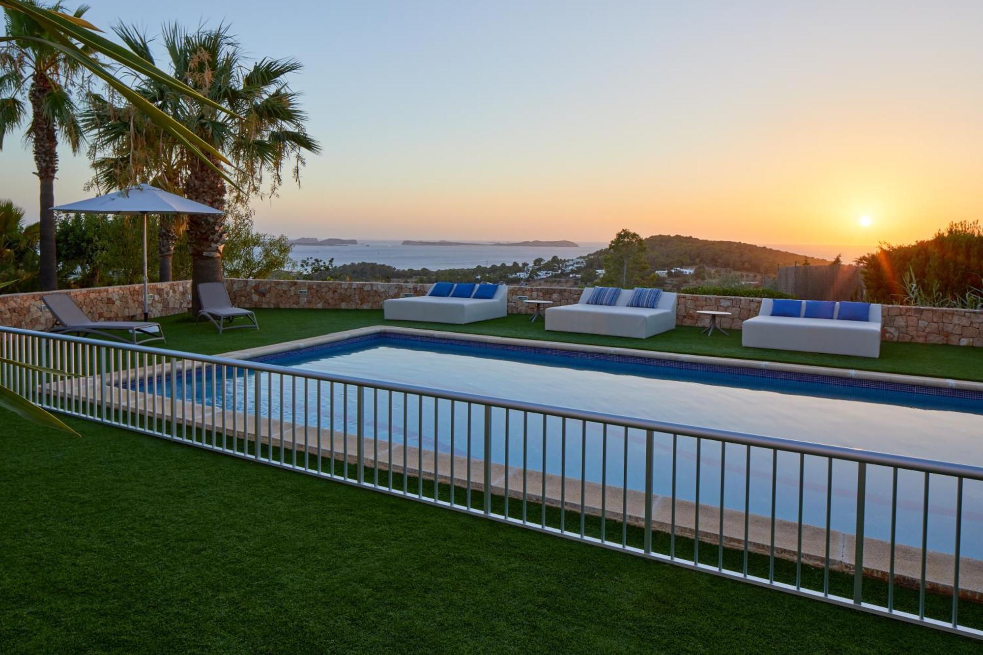 Villa Can Joan I - Fantastic Sunset Views And Family Friendly - San Antonio  Buitenkant foto